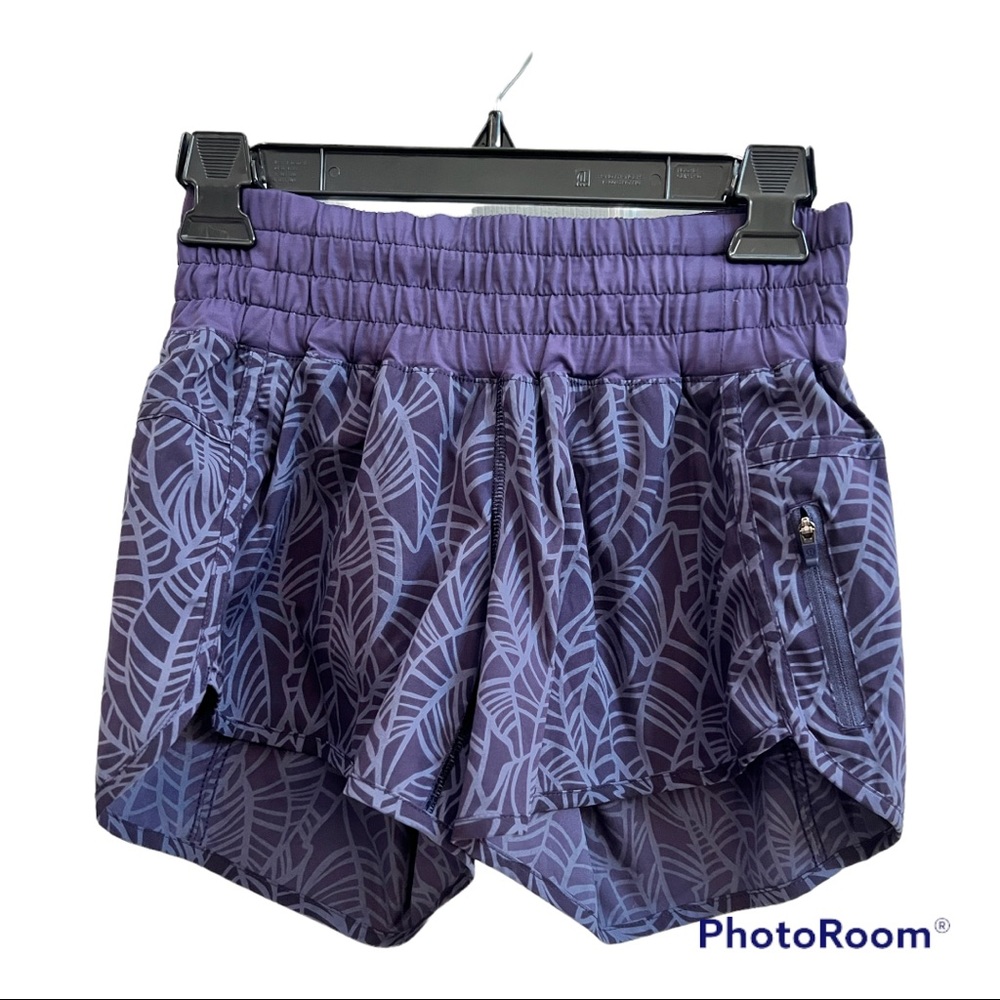 Lululemon Hotty Hot Shorts